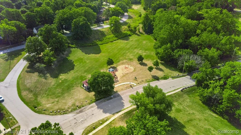 16615 Pomona Drive Redford Charter Township, MI 48240
