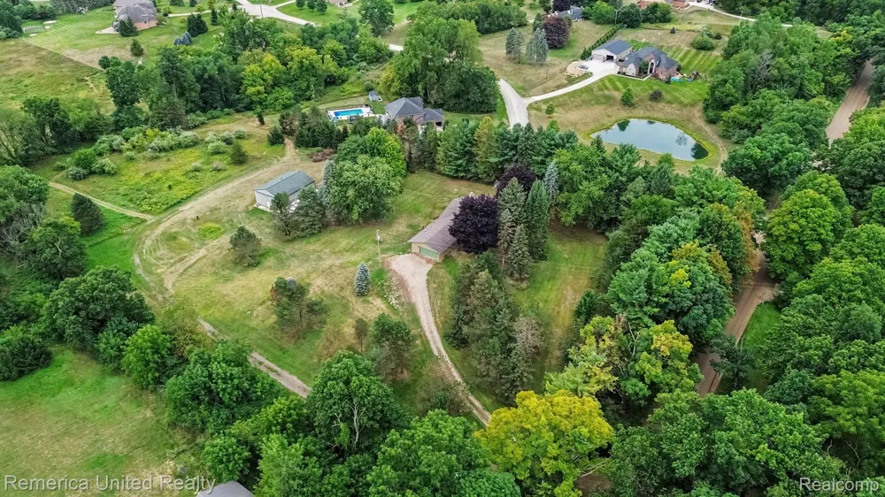 13650 Spencer Road Brighton Township, MI 48380
