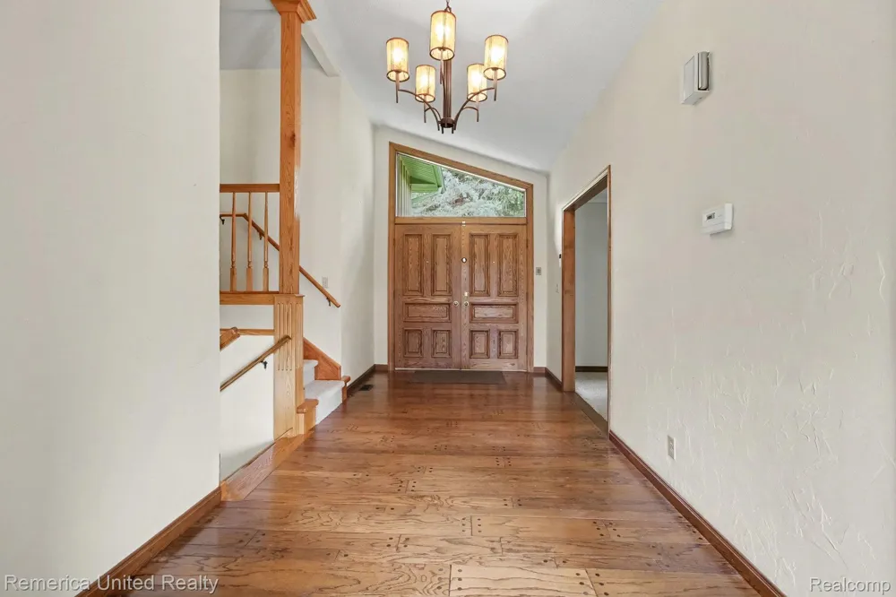 13650 Spencer Road Brighton Township, MI 48380