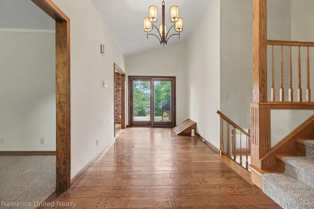 13650 Spencer Road Brighton Township, MI 48380