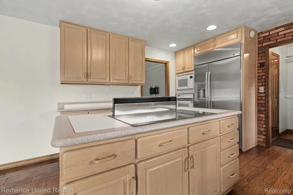 13650 Spencer Road Brighton Township, MI 48380