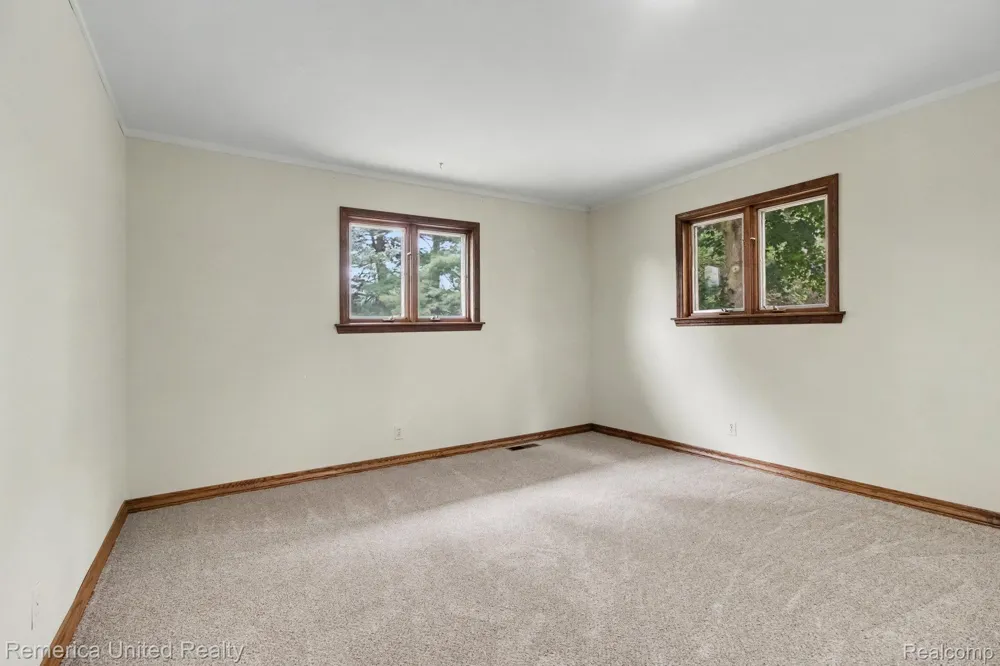 13650 Spencer Road Brighton Township, MI 48380