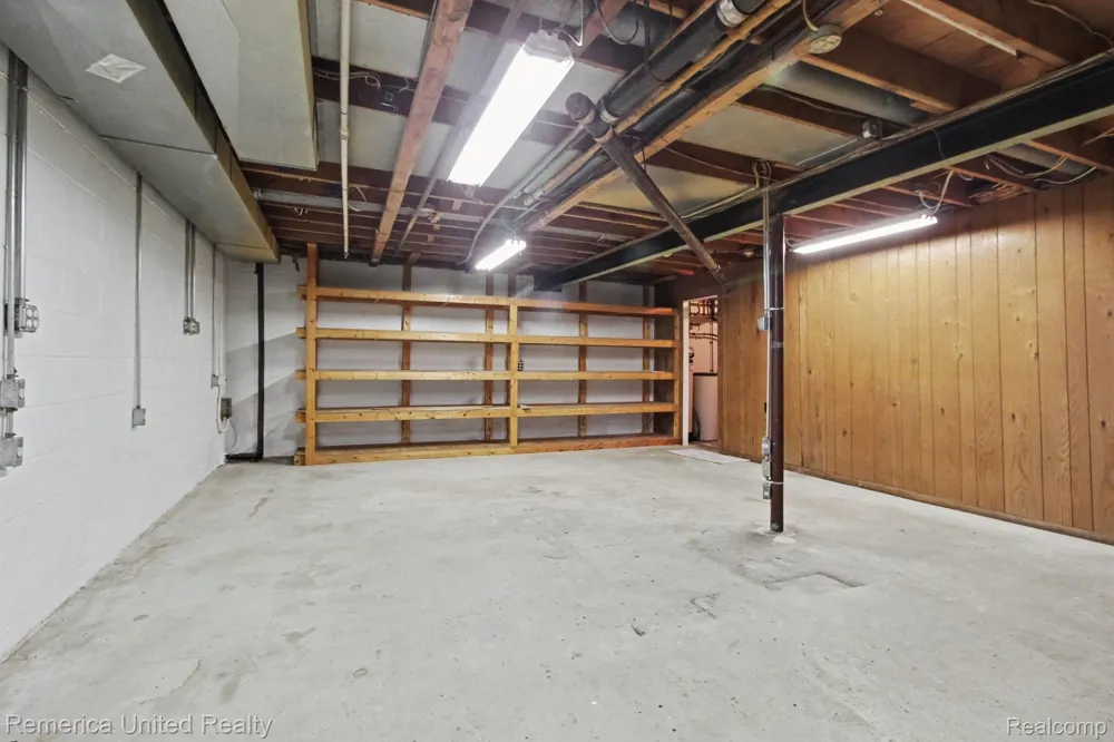 13650 Spencer Road Brighton Township, MI 48380