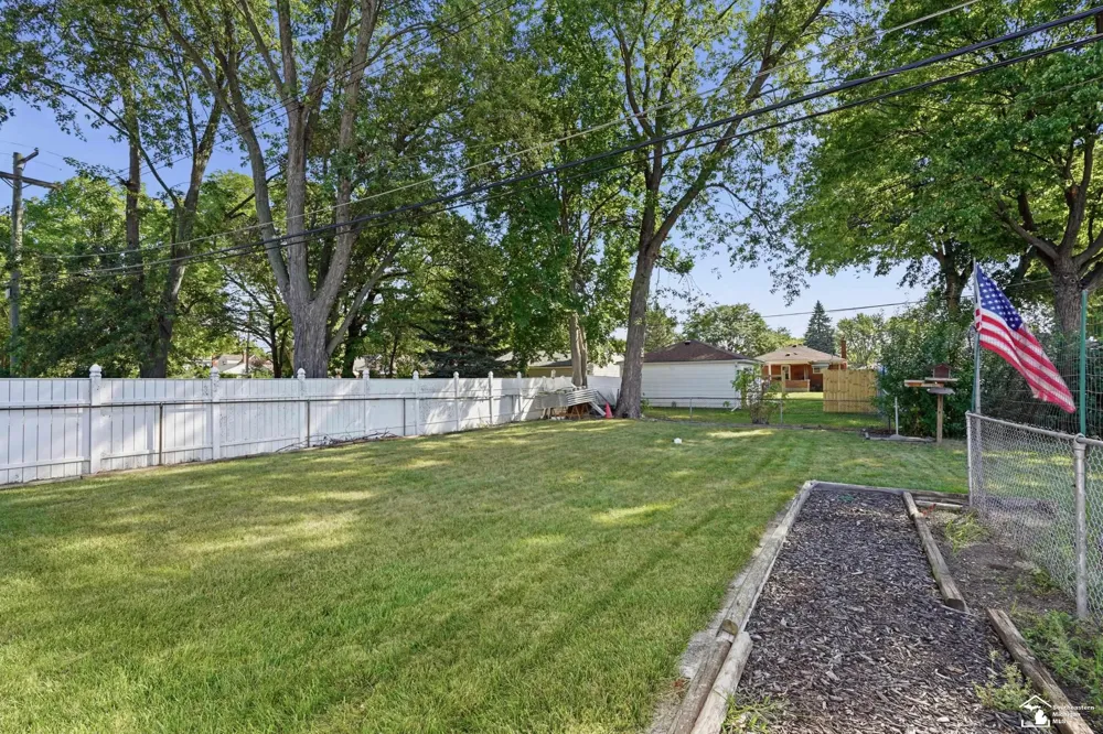 3913 Vassar Street Dearborn Heights City, MI 48125