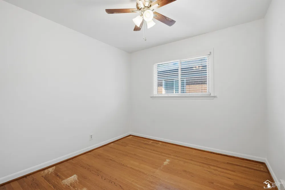 3913 Vassar Street Dearborn Heights City, MI 48125