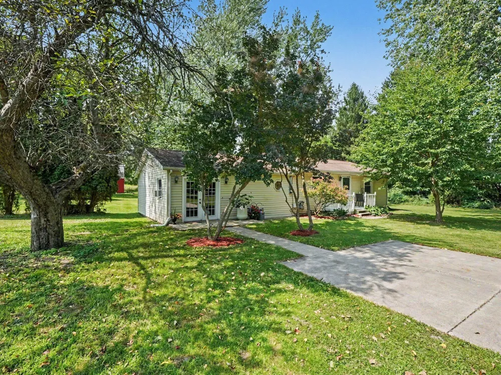 9000 Meridian Road Henrietta Township, MI 49272