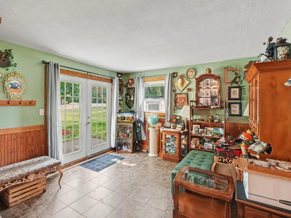 9000 Meridian Road Henrietta Township, MI 49272