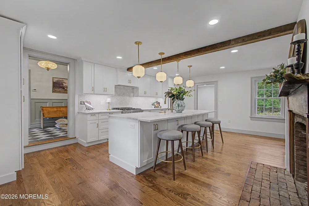 62 Swartzel Drive Middletown, NJ 07748