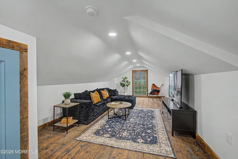62 Swartzel Drive Middletown, NJ 07748