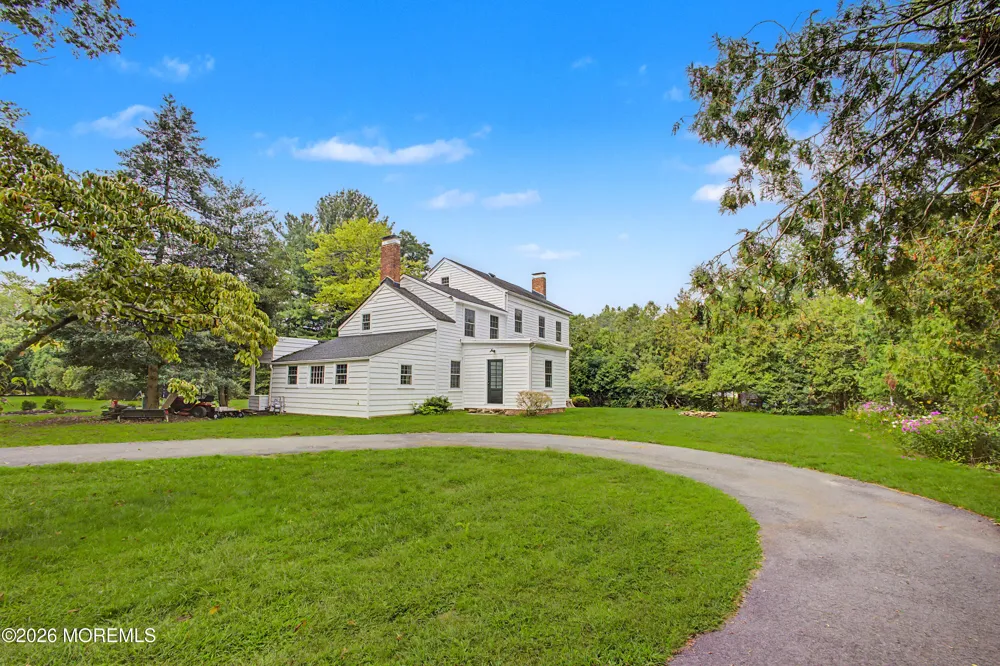 62 Swartzel Drive Middletown, NJ 07748