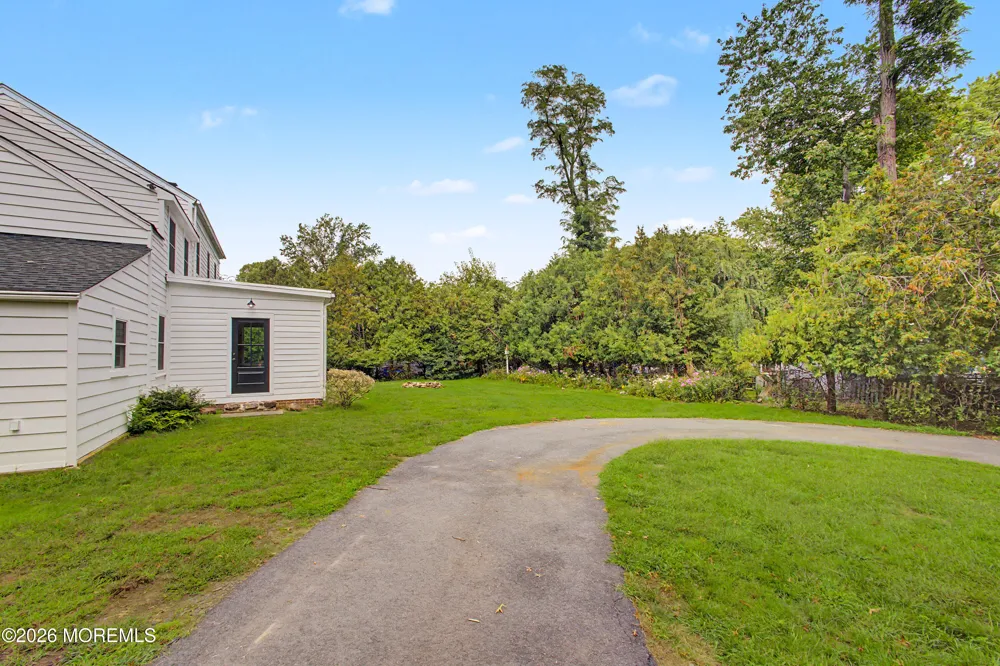 62 Swartzel Drive Middletown, NJ 07748