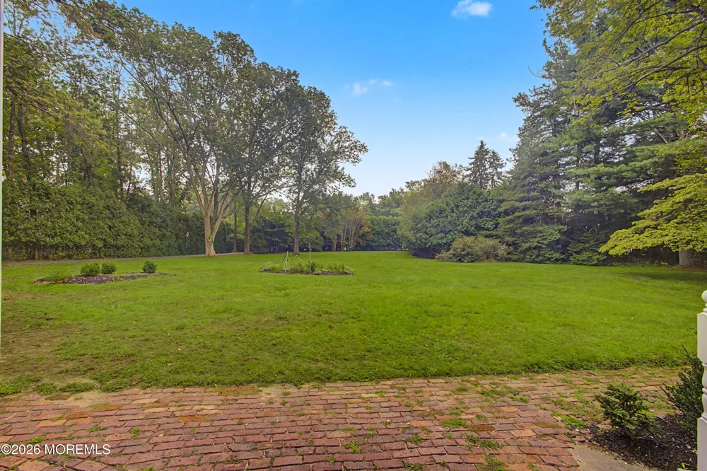 62 Swartzel Drive Middletown, NJ 07748