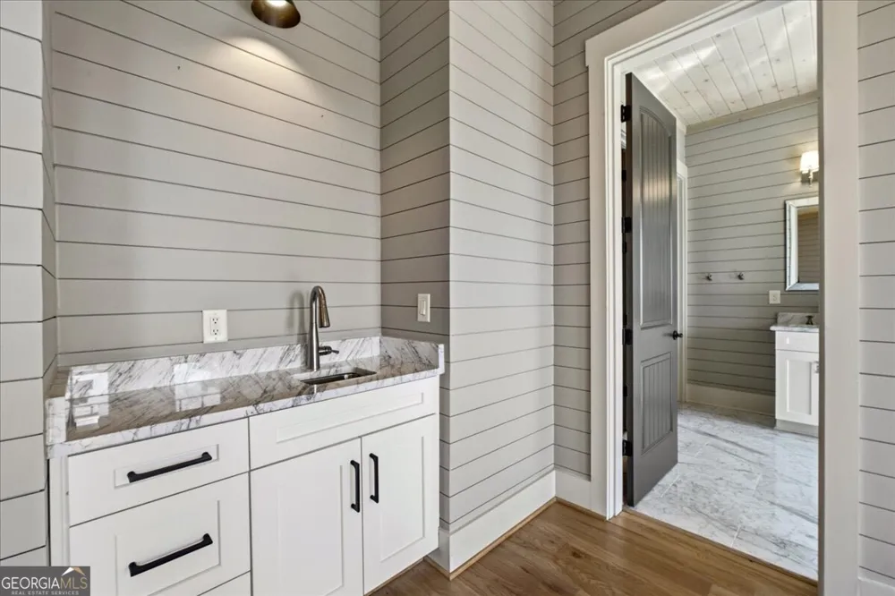 207 Utana Bluffs TRL Ellijay, GA 30540