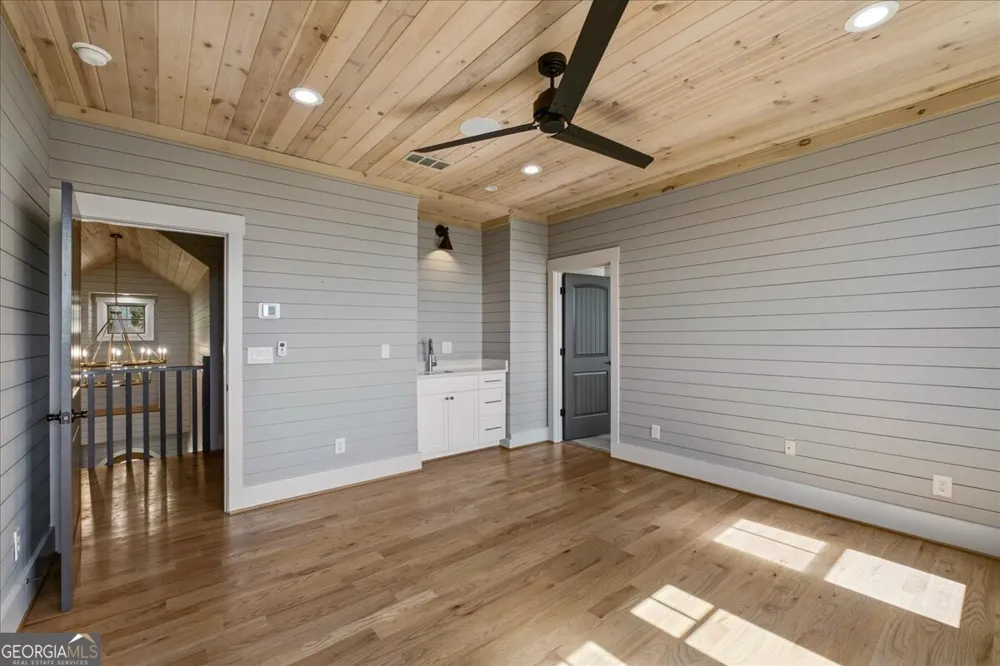 207 Utana Bluffs TRL Ellijay, GA 30540