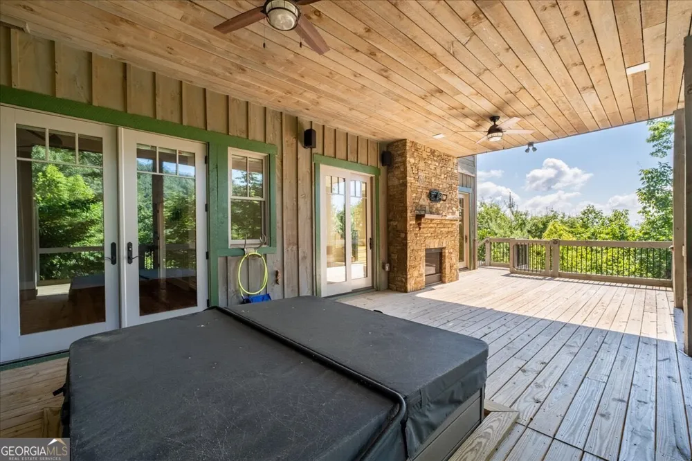 207 Utana Bluffs TRL Ellijay, GA 30540