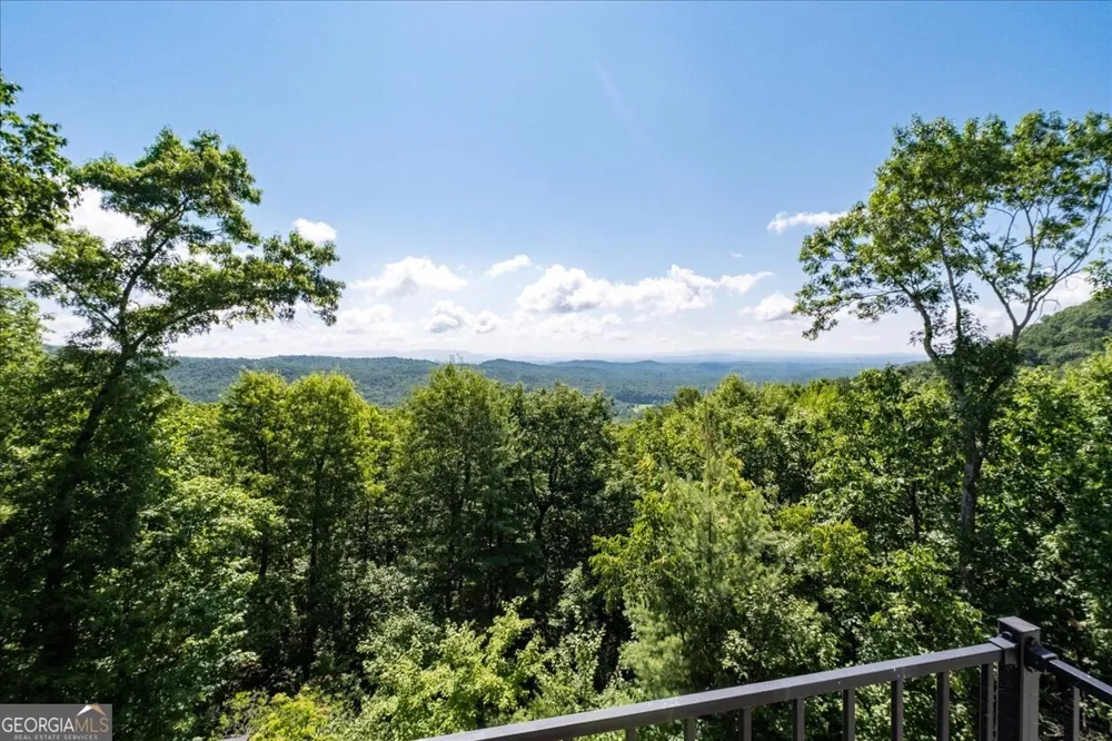 207 Utana Bluffs TRL Ellijay, GA 30540