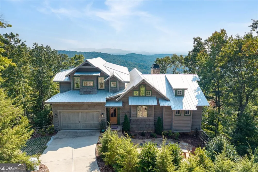 207 Utana Bluffs TRL Ellijay, GA 30540