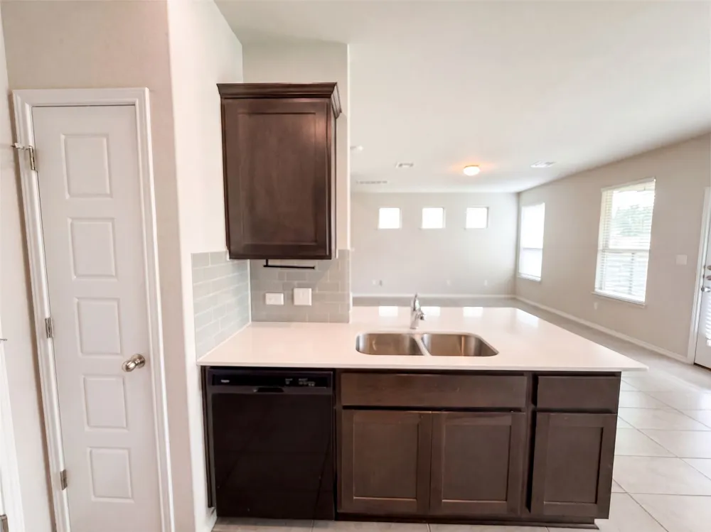 3651 Sandy Brook Drive #206 Round Rock, TX 78665