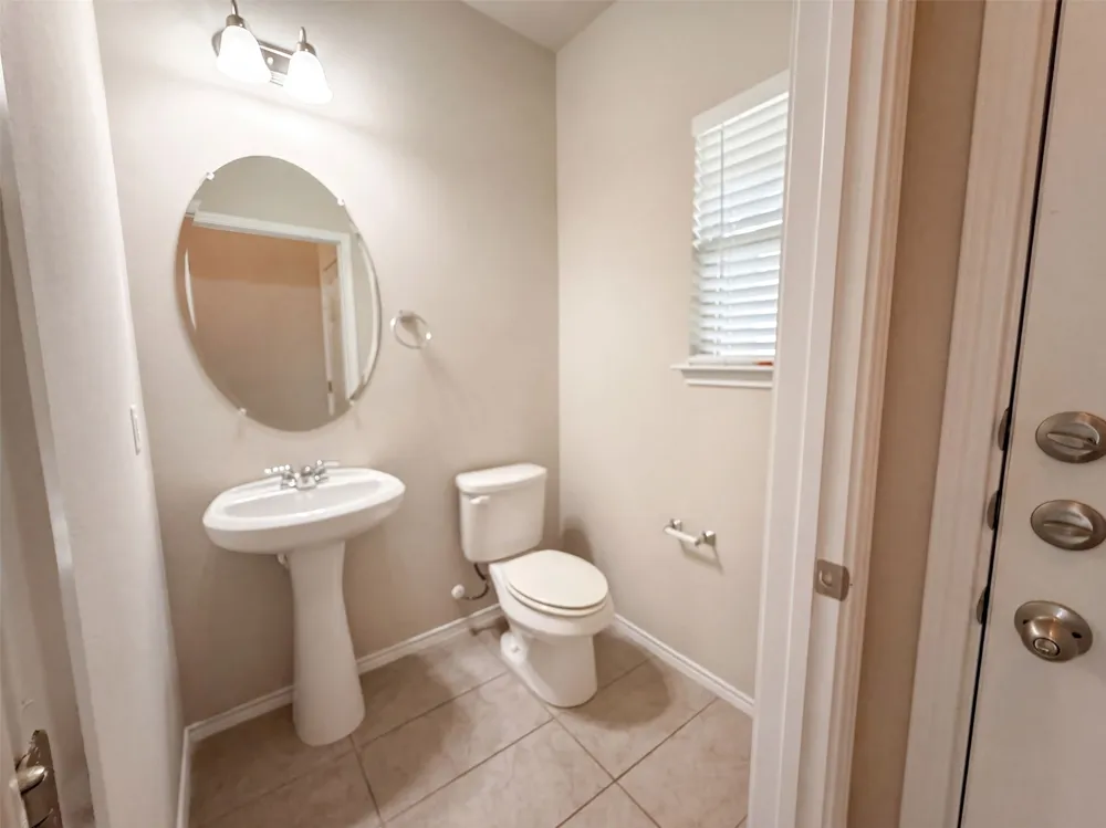 3651 Sandy Brook Drive #206 Round Rock, TX 78665