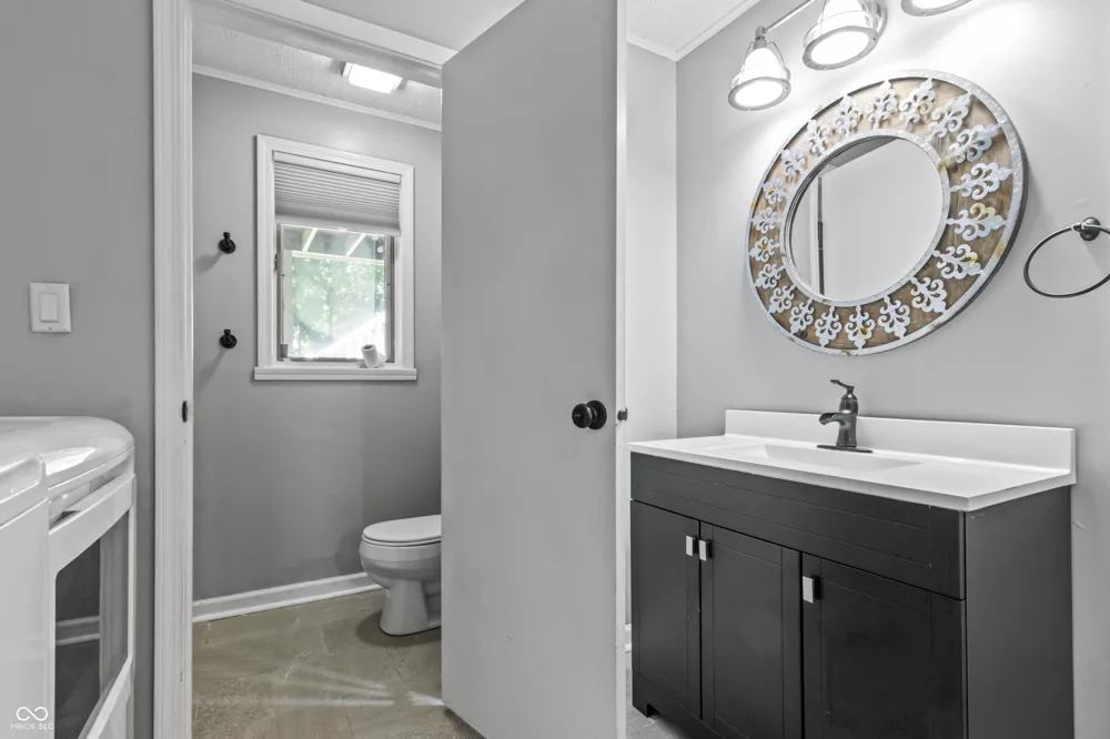 272 Canterbury Drive Avon, IN 46123