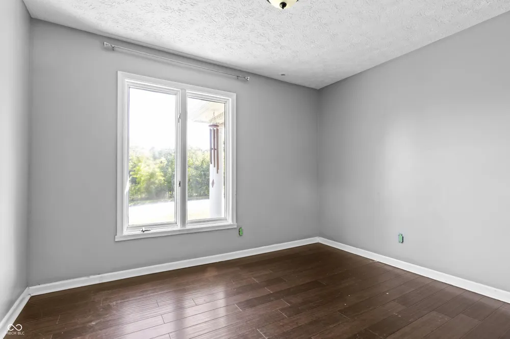 272 Canterbury Drive Avon, IN 46123