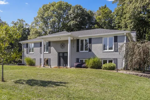 272 Canterbury Drive