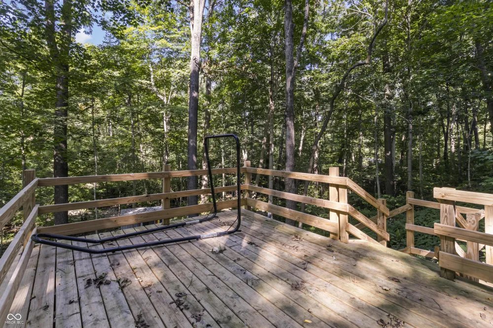 272 Canterbury Drive Avon, IN 46123