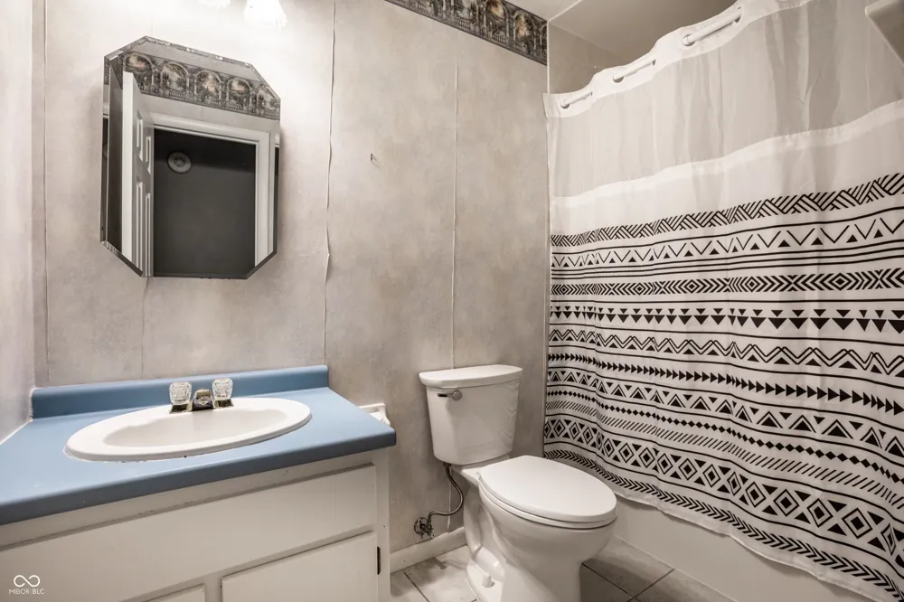 5821 Furnas Road Indianapolis, IN 46221