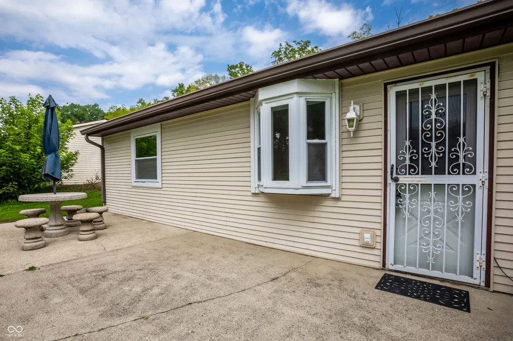 5821 Furnas Road Indianapolis, IN 46221
