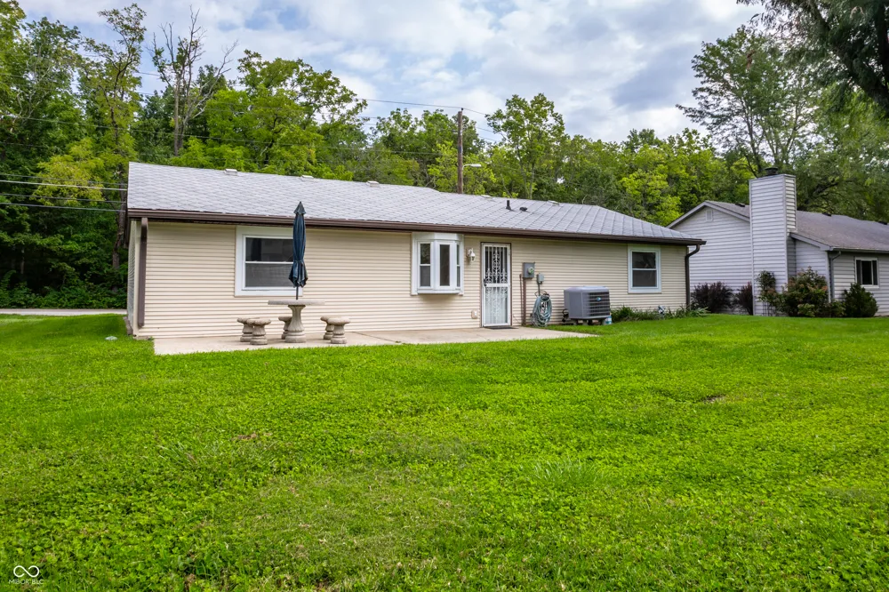 5821 Furnas Road Indianapolis, IN 46221