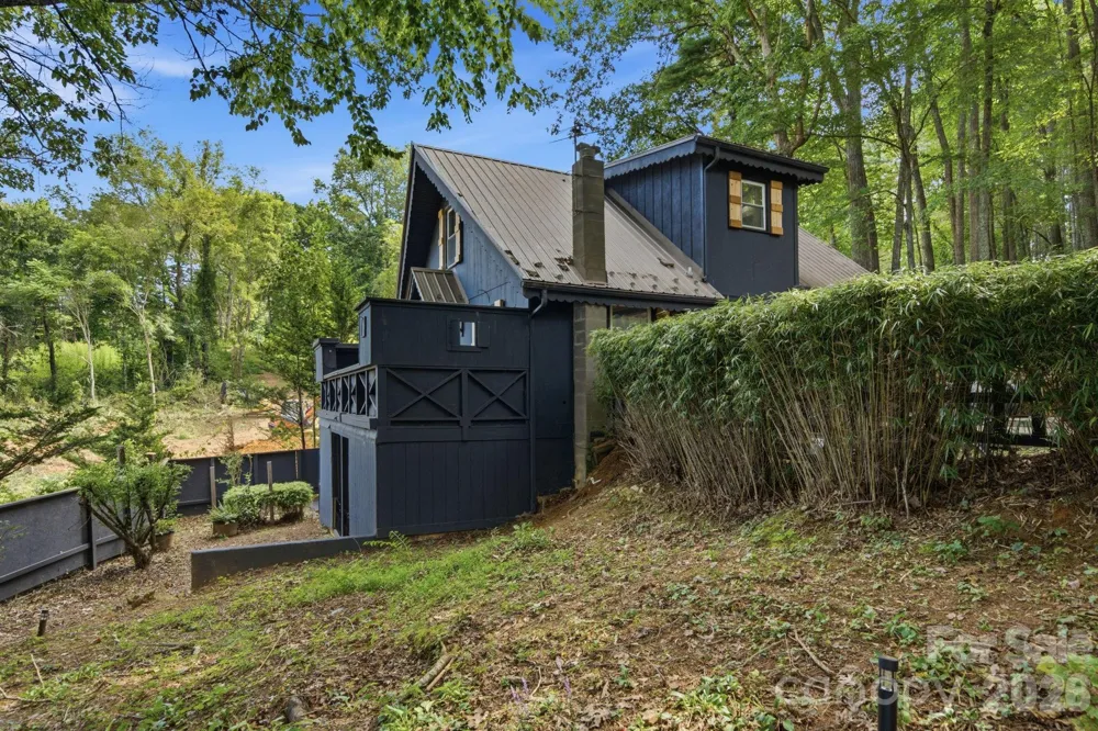 410 Mother In Law Lane Burnsville, NC 28714