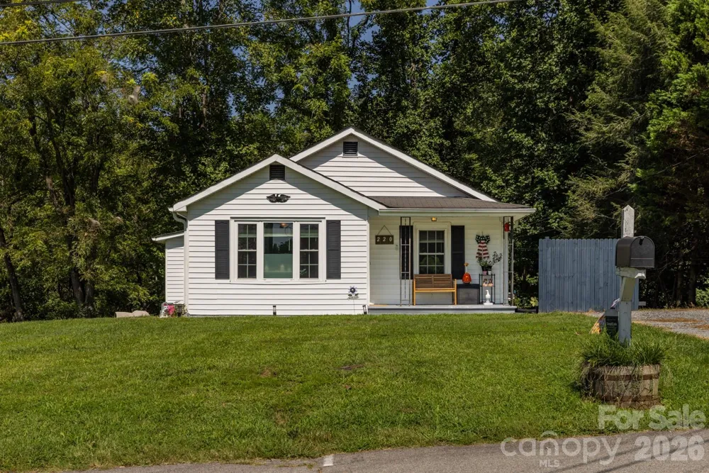 220 Collins Road Elkin, NC 28621