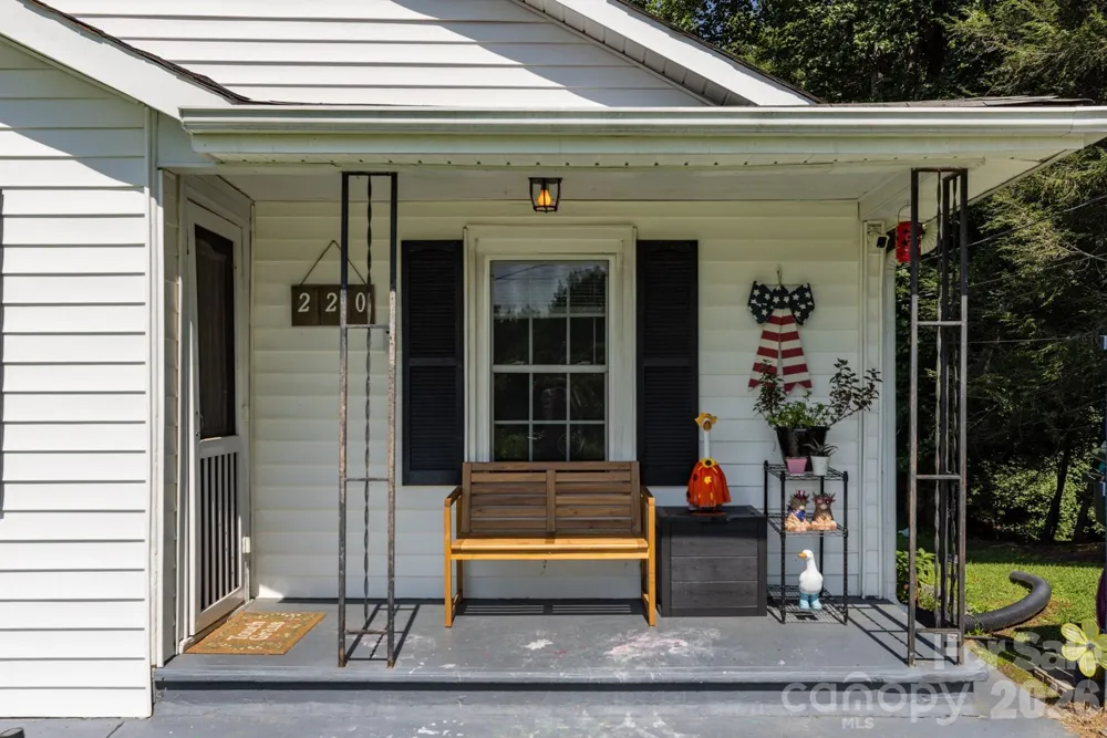 220 Collins Road Elkin, NC 28621