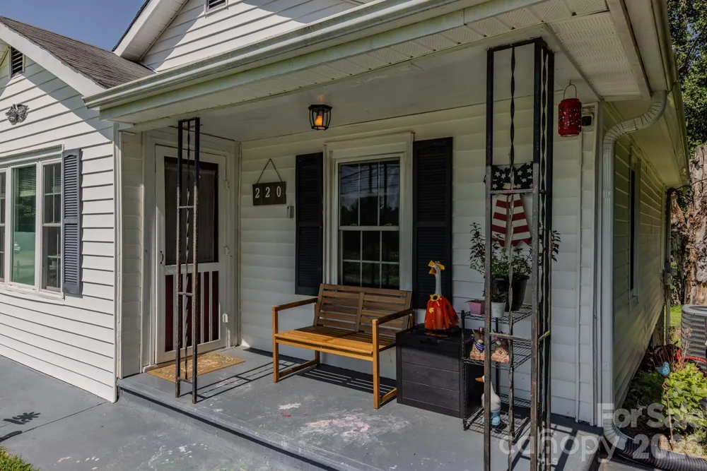 220 Collins Road Elkin, NC 28621
