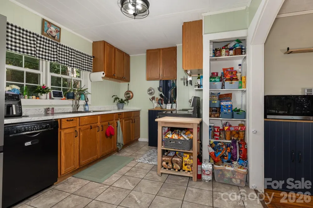 220 Collins Road Elkin, NC 28621