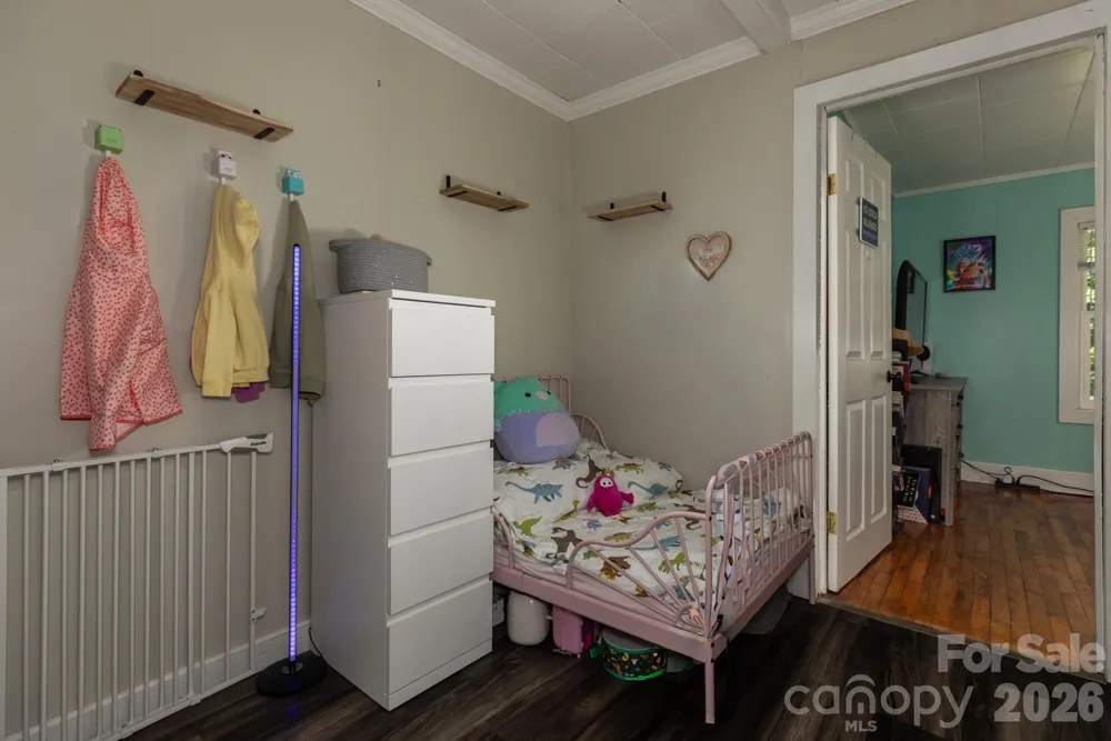 220 Collins Road Elkin, NC 28621