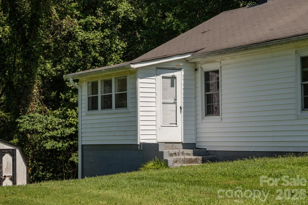 220 Collins Road Elkin, NC 28621