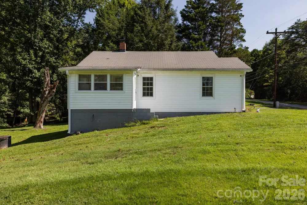 220 Collins Road Elkin, NC 28621