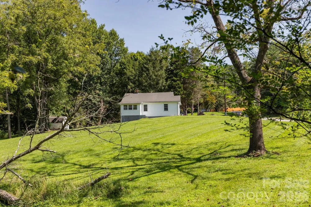 220 Collins Road Elkin, NC 28621