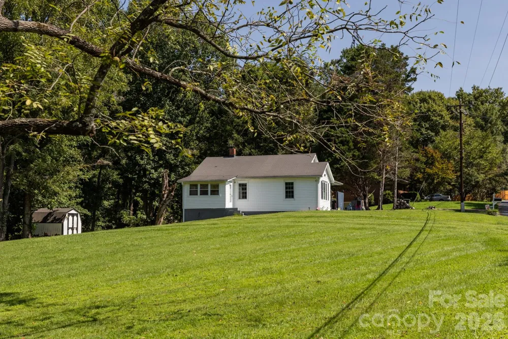 220 Collins Road Elkin, NC 28621