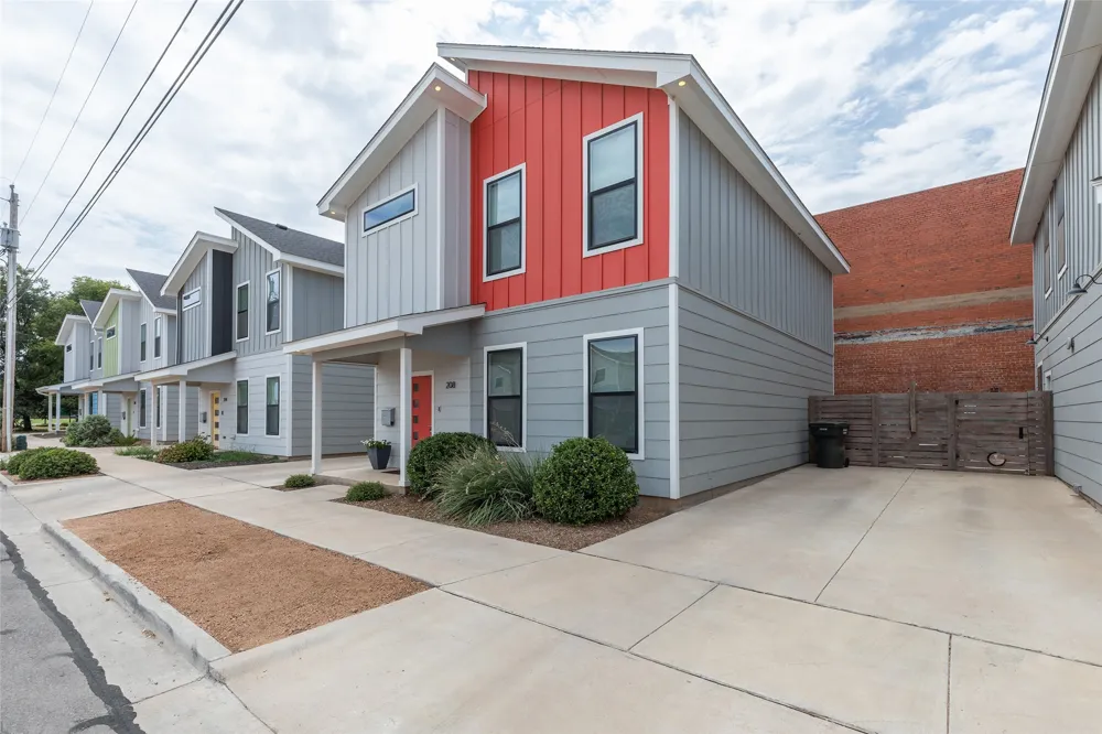 208 Pecan Street Abilene, TX 79602