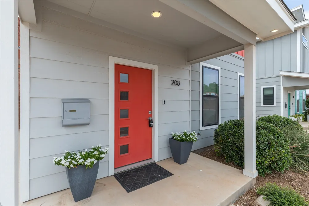 208 Pecan Street Abilene, TX 79602