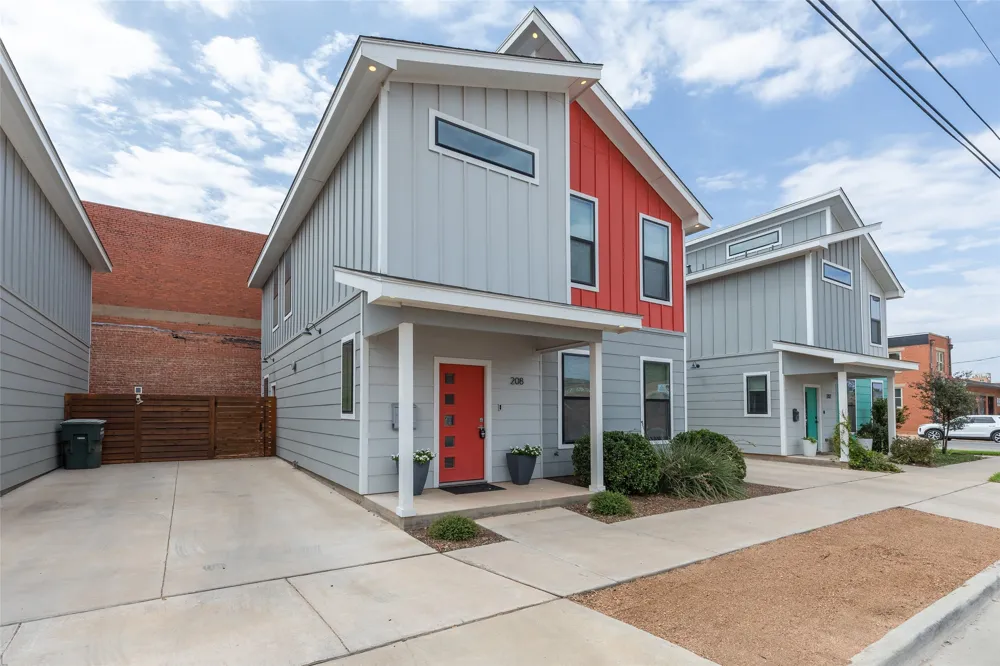 208 Pecan Street Abilene, TX 79602