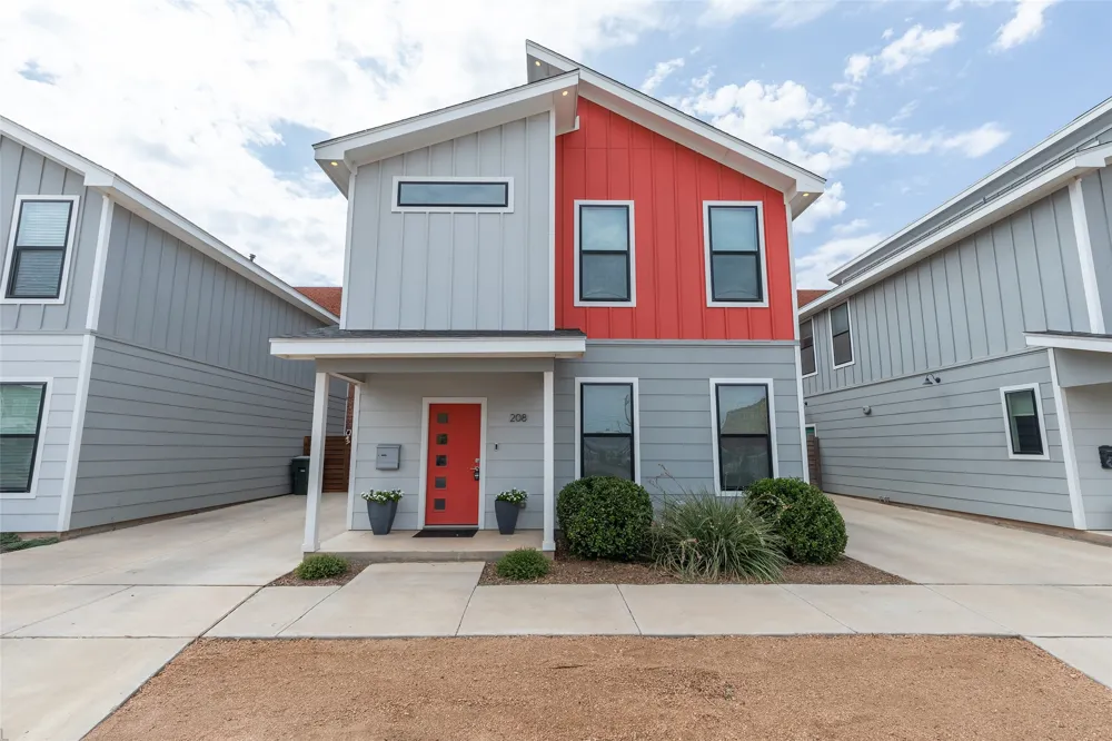208 Pecan Street Abilene, TX 79602