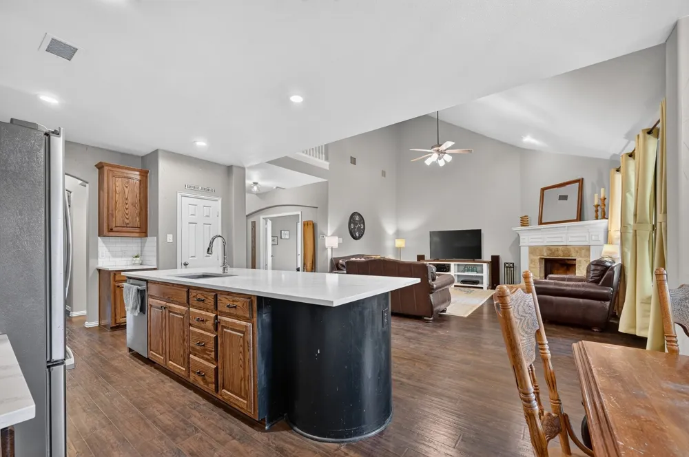 1900 Creek Bend Drive Corinth, TX 76208