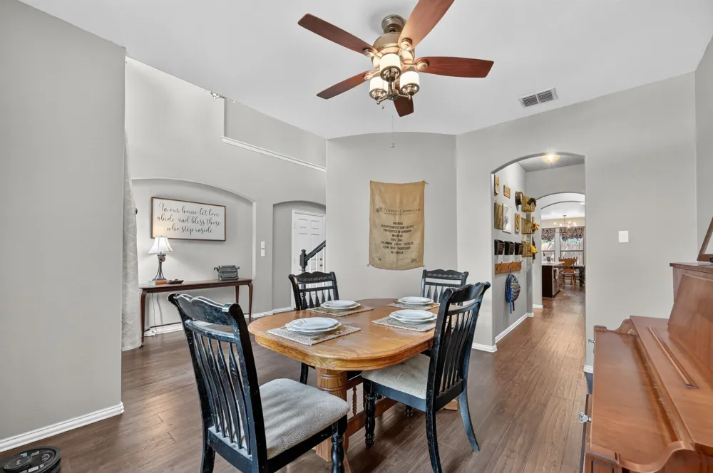 1900 Creek Bend Drive Corinth, TX 76208