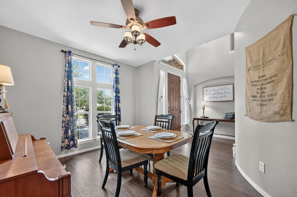 1900 Creek Bend Drive Corinth, TX 76208