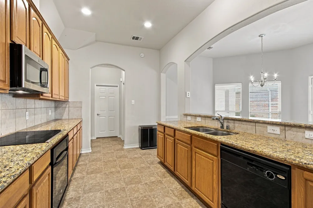 7961 Crampton Lane Frisco, TX 75035