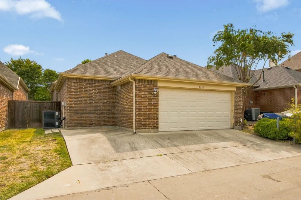 7961 Crampton Lane Frisco, TX 75035