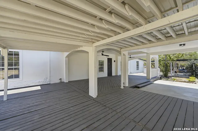 670 Quail Run Lytle, TX 78052